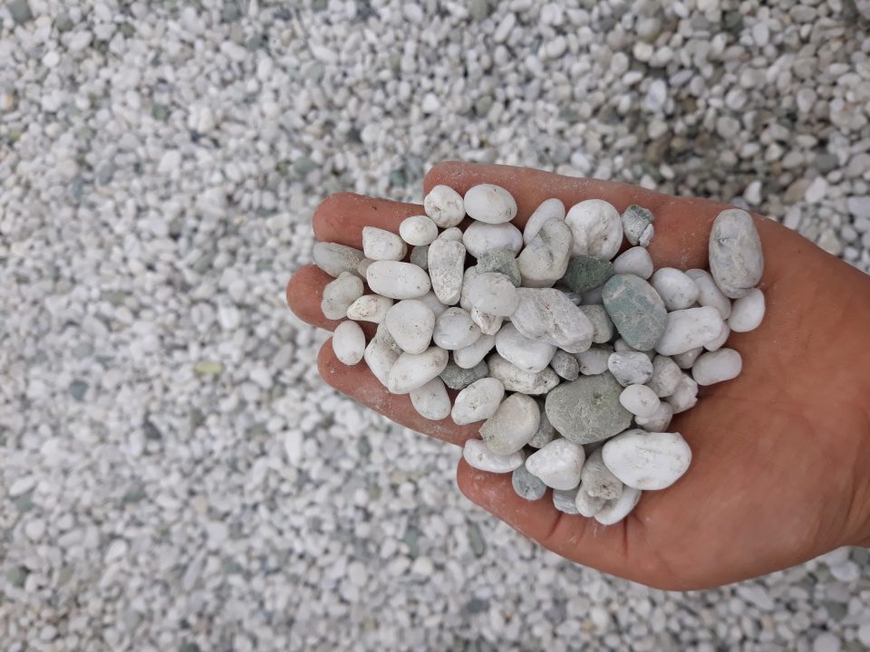 Pebbles / Shell / Schist / Pavers